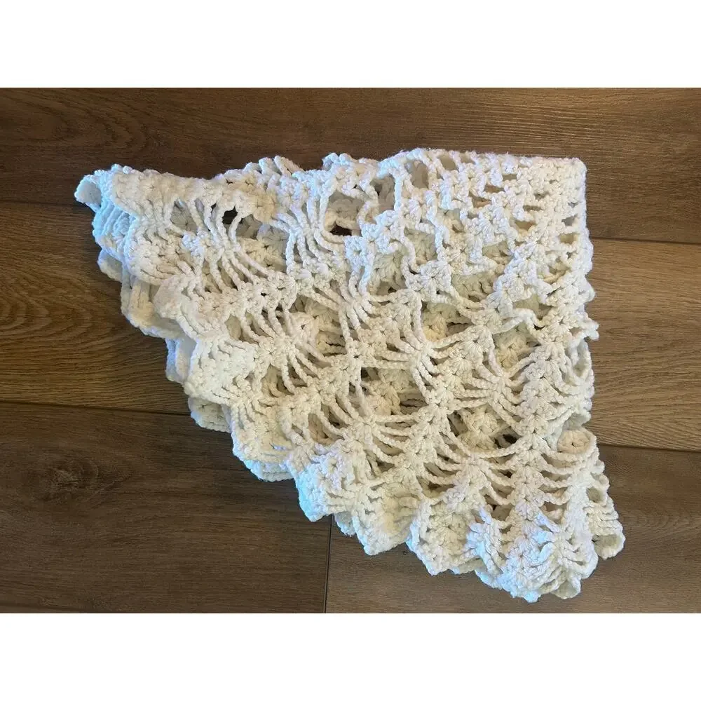 Hand Crocheted Round Table Topper Centerpiece Doily 32” Cream Farmhouse Boho